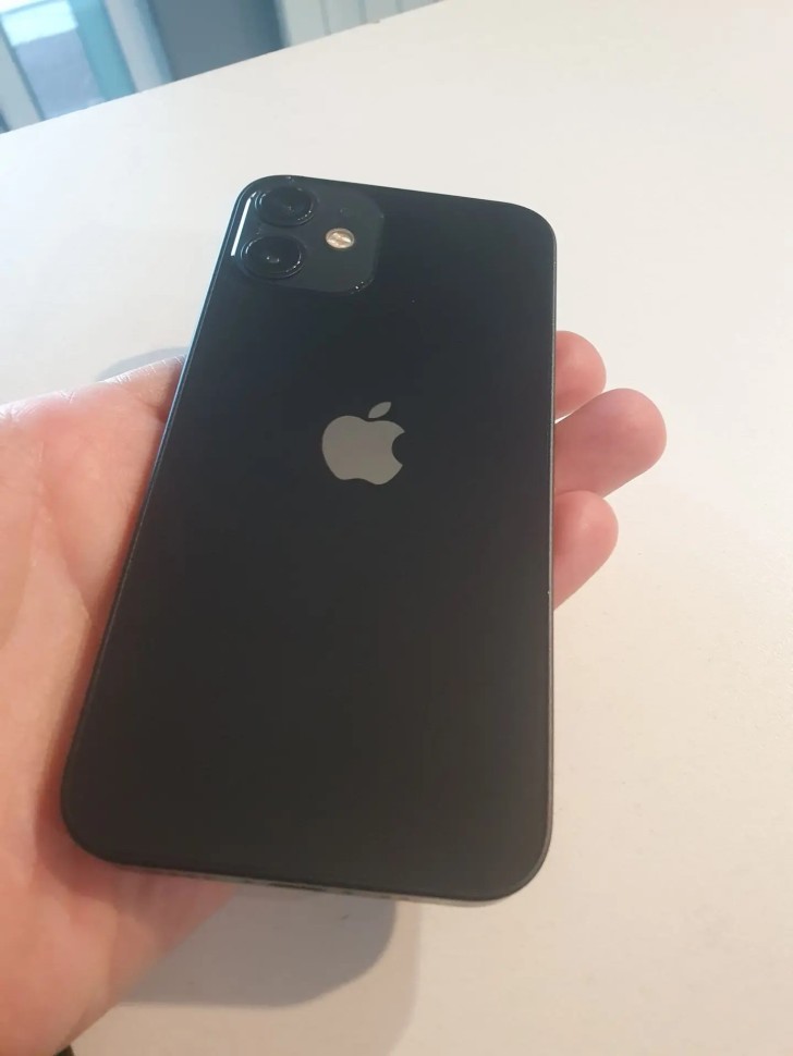 Apple iPhone 12 Mini, фото 2