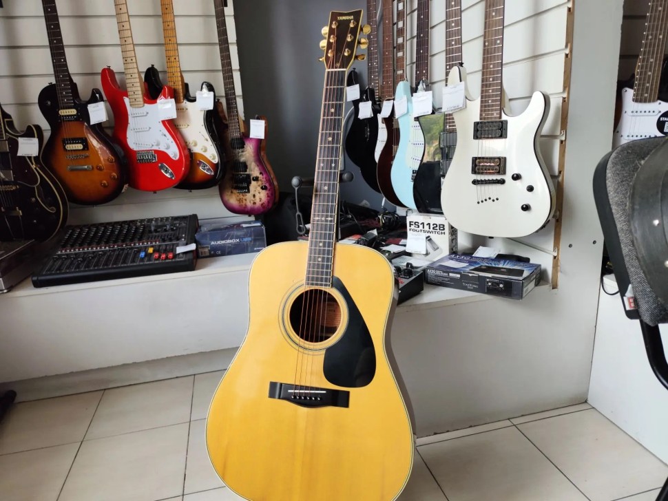 Yamaha Fg-401B, фото 1