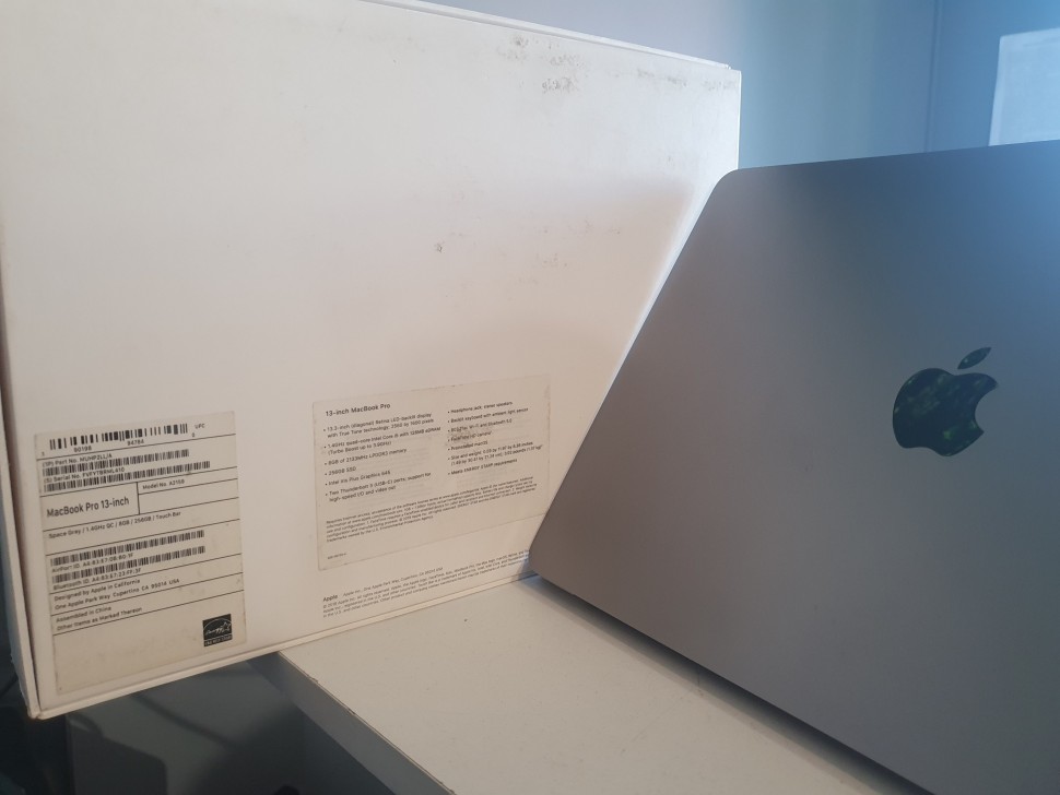 Apple Macbook Pro 13 (2 Thunderbolt), фото 3