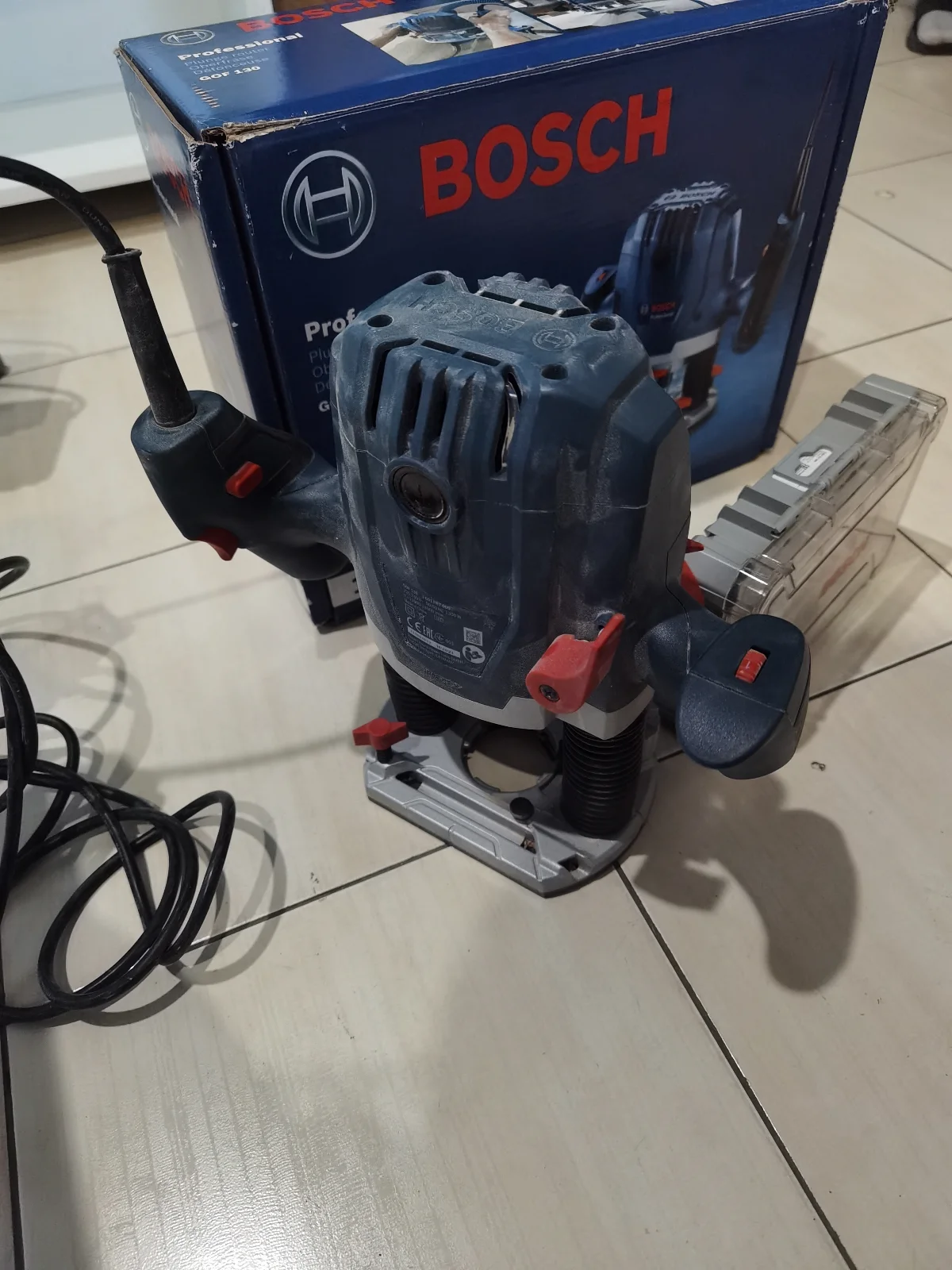 Bosch GOF 130, фото 2