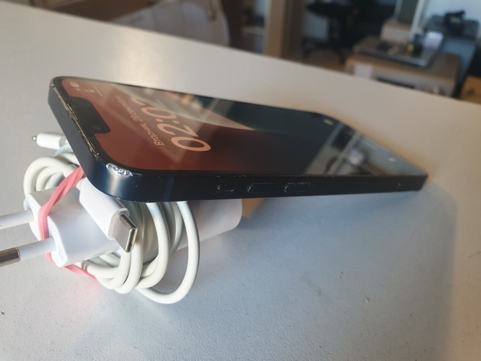 Apple iPhone 13, фото 2