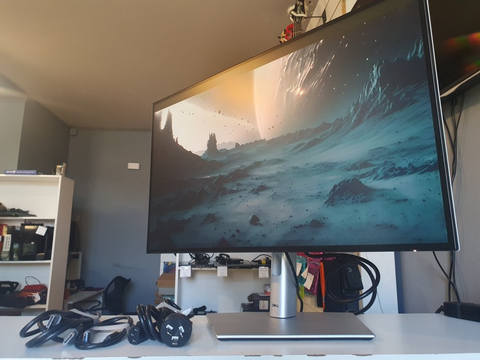 Dell Ultrasharp U2724d, фото 1