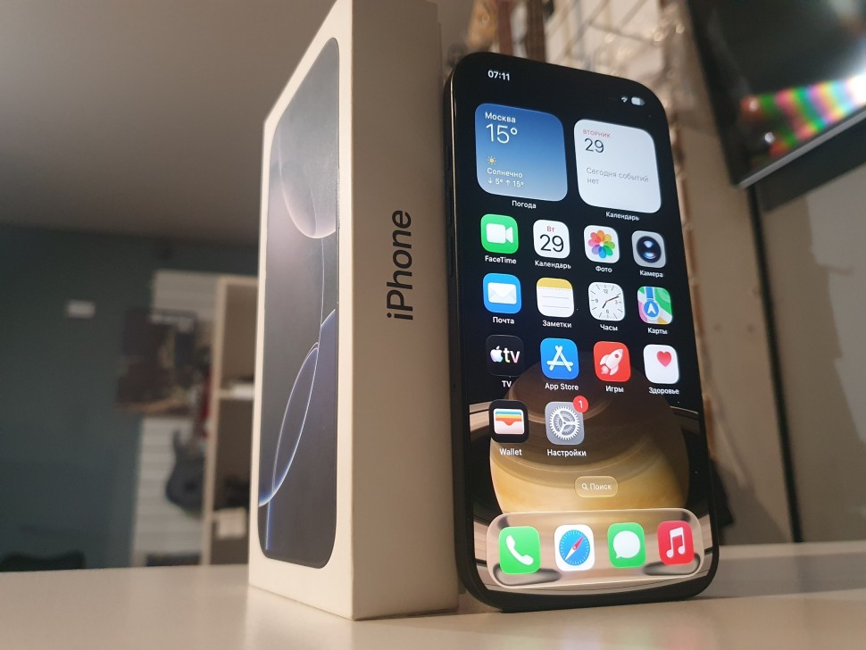 Apple iPhone 16 Pro, фото 1