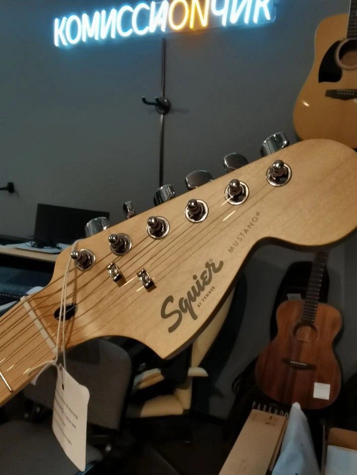 Fender Squier Mustang, фото 2