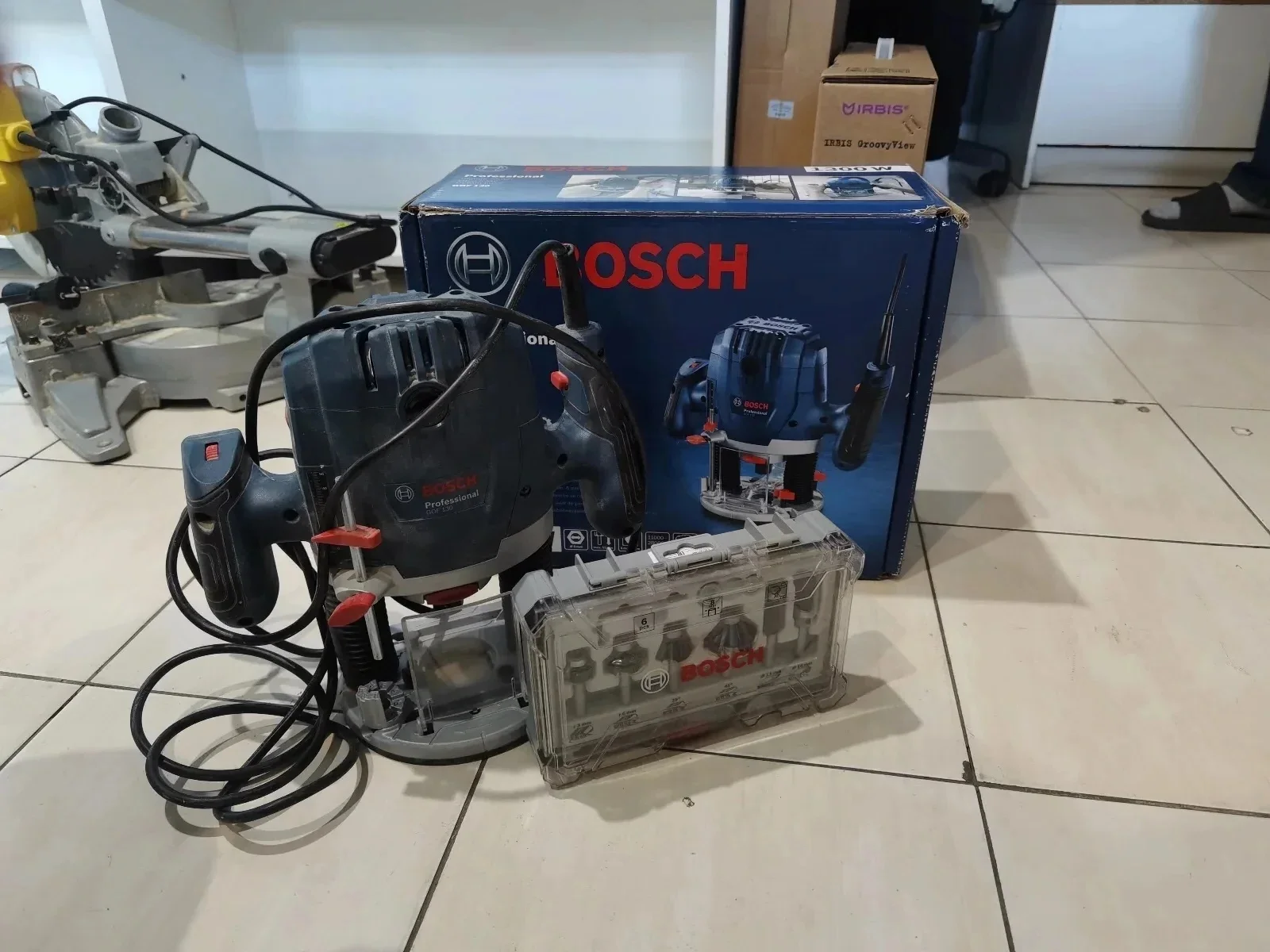 Bosch GOF 130, фото 1