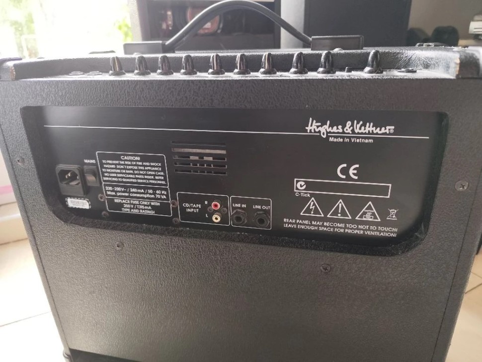 Hughes & Kettner 30-Dfx, фото 2