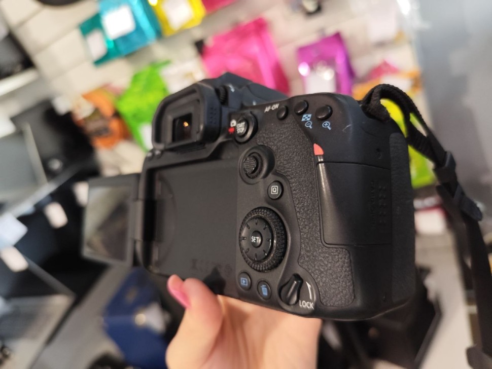 Canon Eos 90D, фото 4
