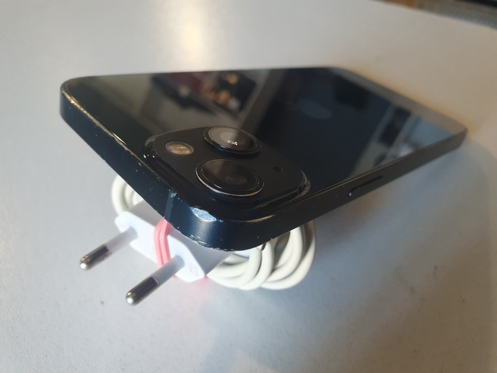 Apple iPhone 13, фото 4