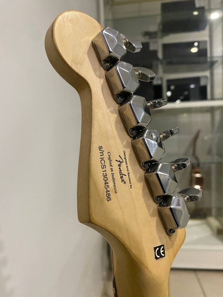 Fender Squier Bullet Strat, фото 5