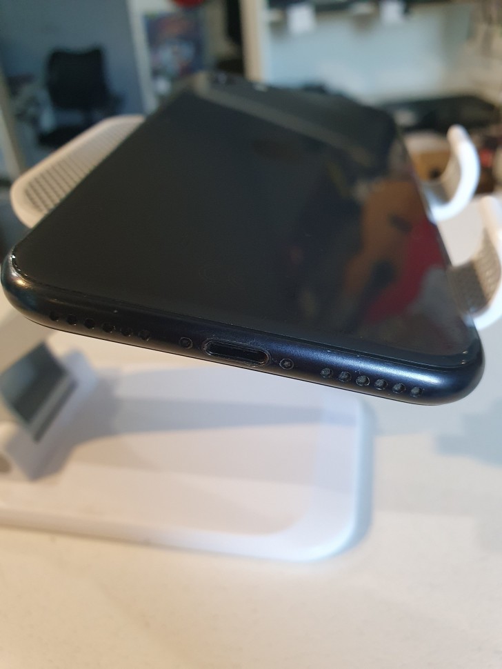 Apple iPhone Se 2020, фото 4