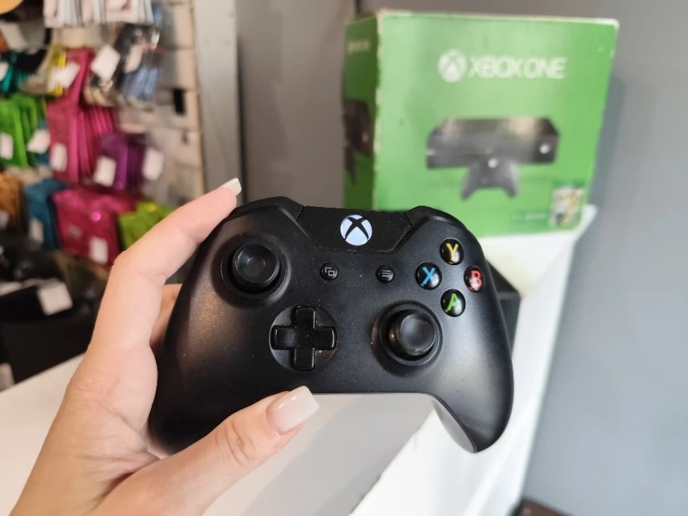 Microsoft  Xbox One Black, фото 3