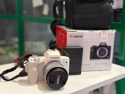 Canon M50 Mark II
