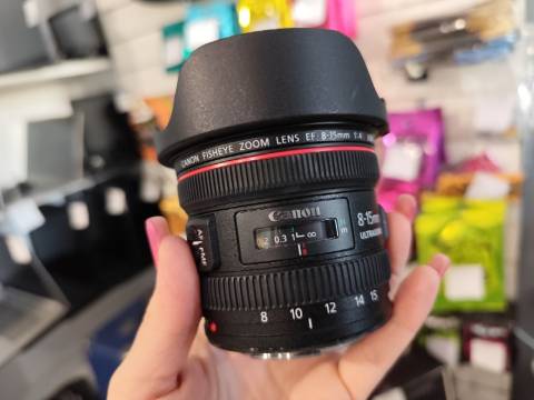 Canon Fisheye Zoom Lens Ef 8-15Mm 1:4 L Usm
